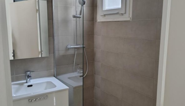 Logement �tudiant Studio &agrave; Grenoble (38000)