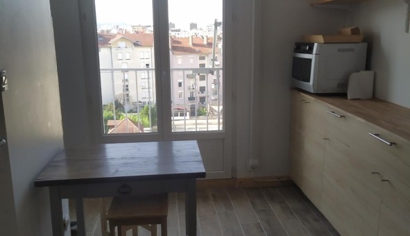 Logement �tudiant Studio &agrave; Grenoble (38000)