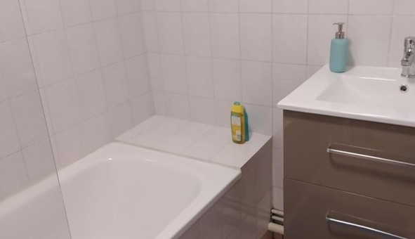 Logement �tudiant Studio &agrave; Grenoble (38000)