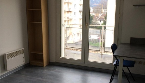Logement �tudiant Studio &agrave; Grenoble (38000)