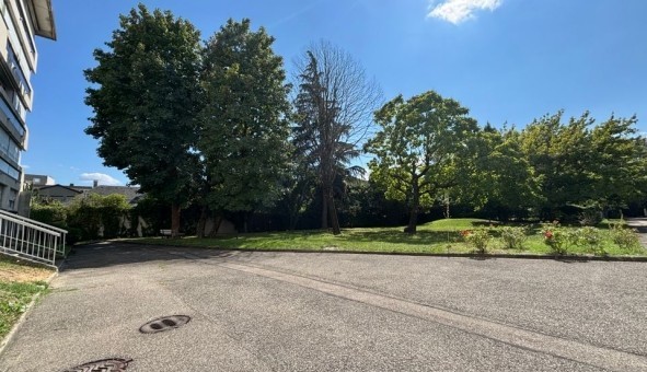 Logement �tudiant Studio &agrave; Grenoble (38000)