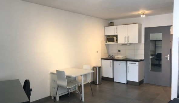 Logement �tudiant Studio &agrave; Grenoble (38000)