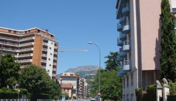 Logement �tudiant Studio &agrave; Grenoble (38000)