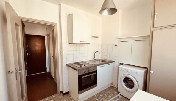 Logement �tudiant Studio &agrave; Grenoble (38000)