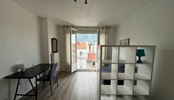 Logement �tudiant Studio &agrave; Grenoble (38000)