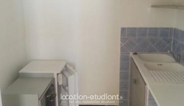 Logement tudiant Studio à Groux les Bains (04800)