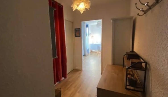 Logement tudiant Studio à Groux les Bains (04800)