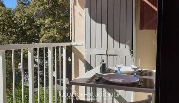 Logement �tudiant Studio &agrave; Gr�oux les Bains (04800)