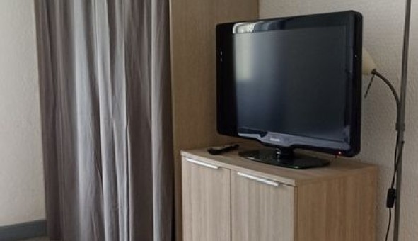Logement �tudiant Studio &agrave; Gr�oux les Bains (04800)