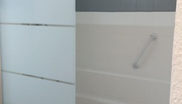 Logement �tudiant Studio &agrave; Gr�oux les Bains (04800)