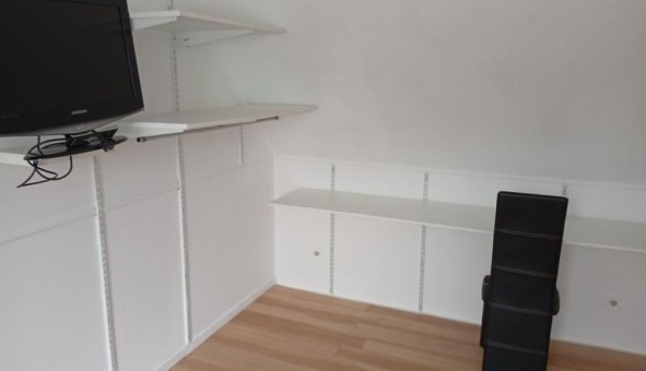 Logement tudiant Studio à Grigny (91350)