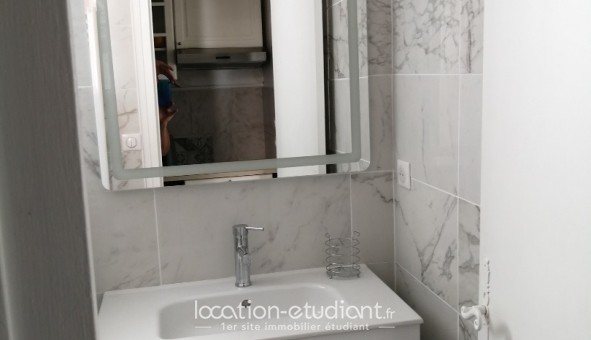 Logement �tudiant Studio &agrave; Gu�thary (64210)