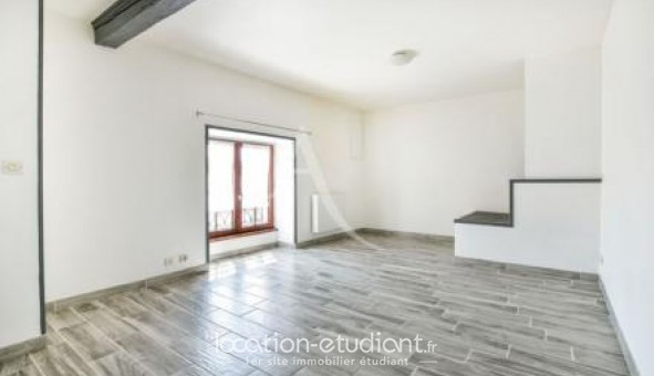 Logement tudiant Studio à Guignes (77390)
