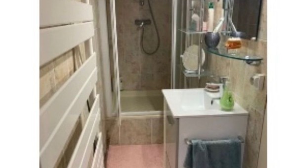 Logement �tudiant Studio &agrave; Guilherand Granges (07500)