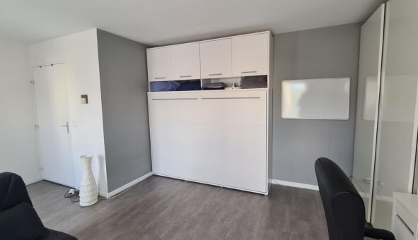 Logement tudiant Studio à Guyancourt (78280)