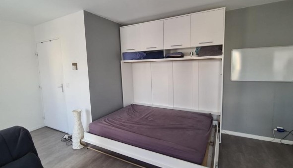 Logement tudiant Studio à Guyancourt (78280)