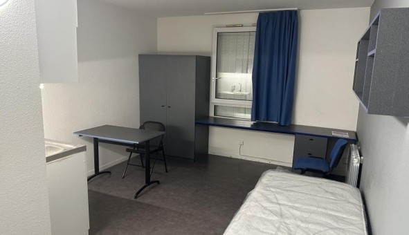 Logement tudiant Studio à Guyancourt (78280)