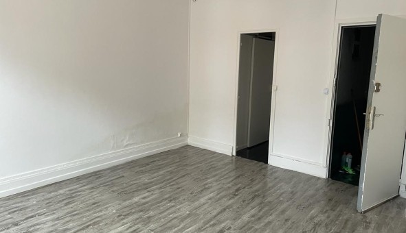 Logement tudiant Studio à Hnin Beaumont (62110)
