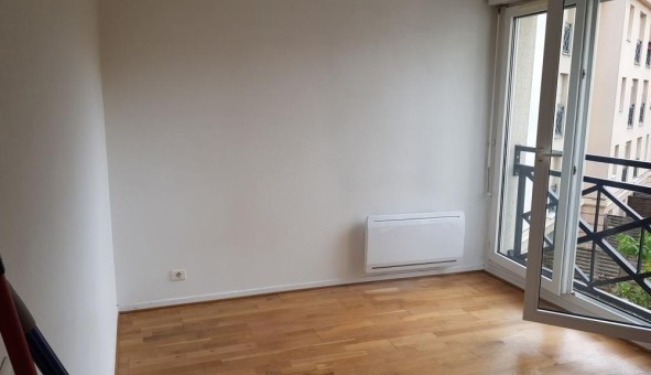 Logement tudiant Studio à Houilles (78800)