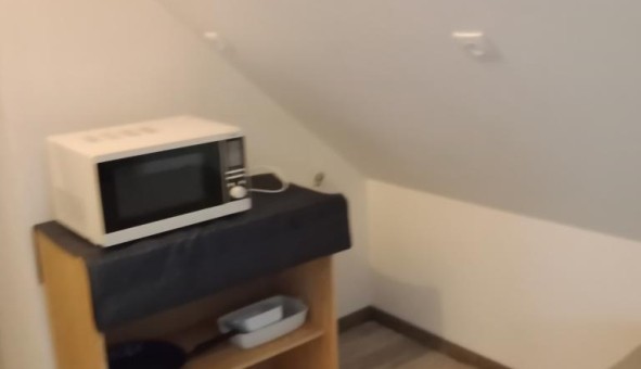 Logement tudiant Studio à Huisseau sur Cosson (41350)