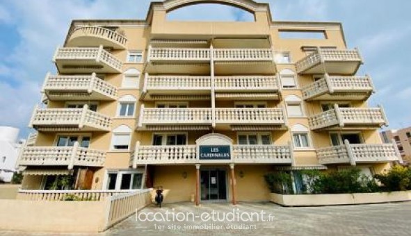 Logement tudiant Studio à Hyres (83400)