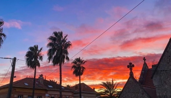Logement étudiant Studio à Hyères (83400)