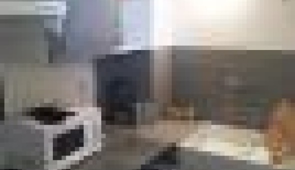Logement tudiant Studio à Hyres (83400)