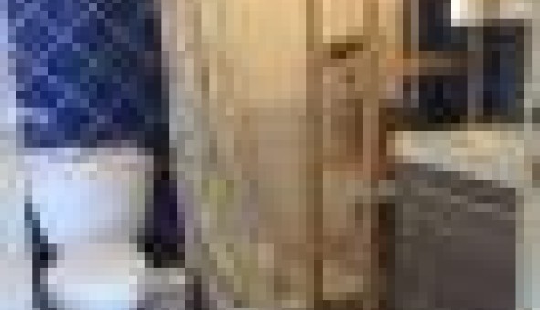 Logement tudiant Studio à Hyres (83400)