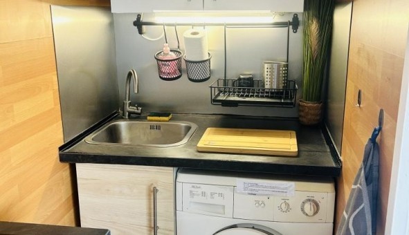 Logement �tudiant Studio &agrave; Hy�res (83400)