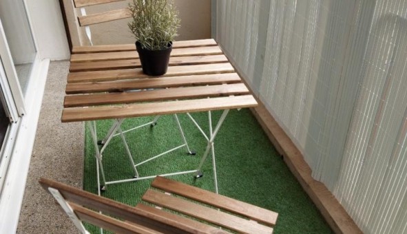 Logement �tudiant Studio &agrave; Hy�res (83400)