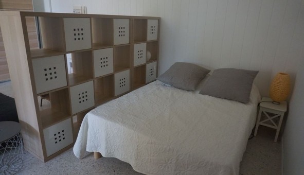 Logement �tudiant Studio &agrave; Hy�res (83400)