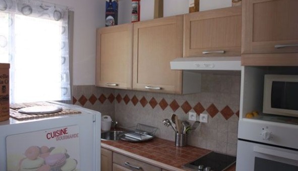 Logement �tudiant Studio &agrave; Hy�res (83400)