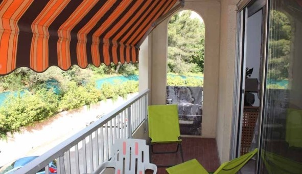 Logement �tudiant Studio &agrave; Hy�res (83400)