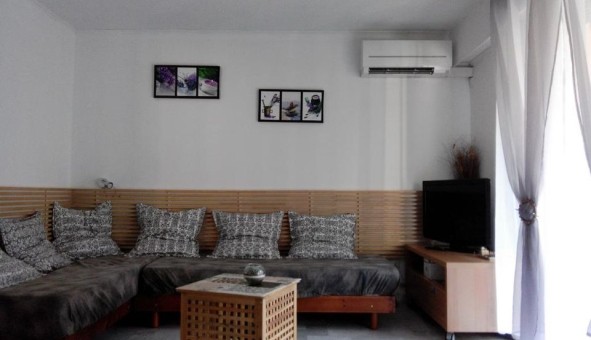 Logement �tudiant Studio &agrave; Hy�res (83400)