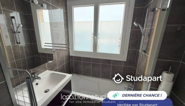 Logement �tudiant Studio &agrave; Hy�res (83400)
