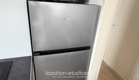 Logement �tudiant Studio &agrave; Hy�res (83400)