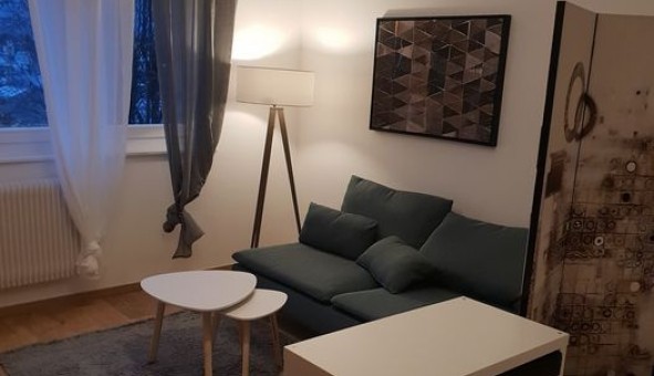 Logement tudiant Location Studio Vide Illzach (68110)
