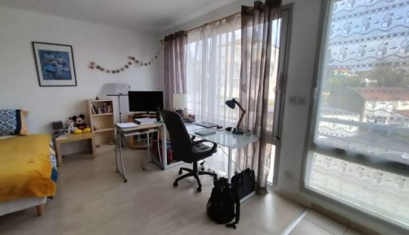Logement tudiant Location Studio Vide Isle (87170)