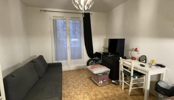 Logement �tudiant Studio &agrave; Issy les Moulineaux (92130)