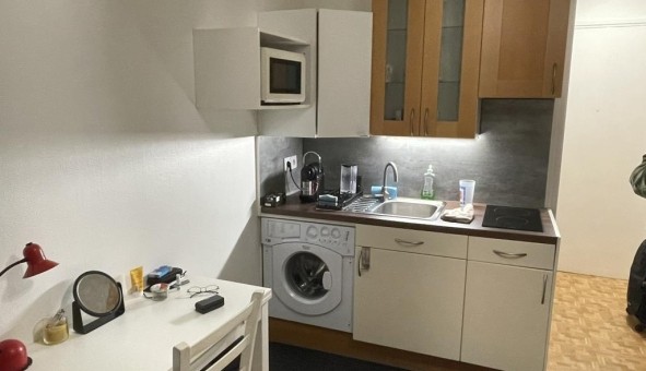 Logement �tudiant Studio &agrave; Issy les Moulineaux (92130)
