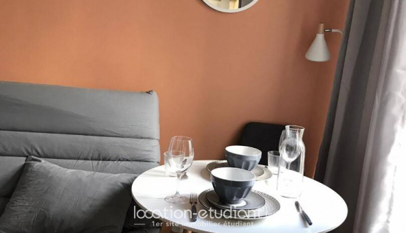 Logement �tudiant Studio &agrave; Issy les Moulineaux (92130)