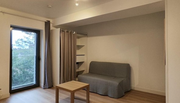 Logement tudiant Location Studio Vide Ivry sur Seine (94200)