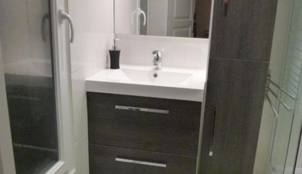 Logement �tudiant Studio &agrave; Ivry sur Seine (94200)