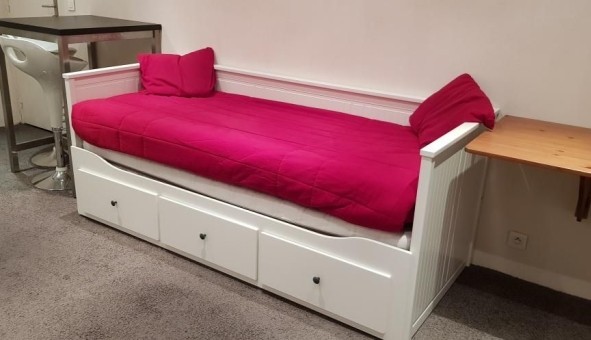 Logement �tudiant Studio &agrave; Ivry sur Seine (94200)