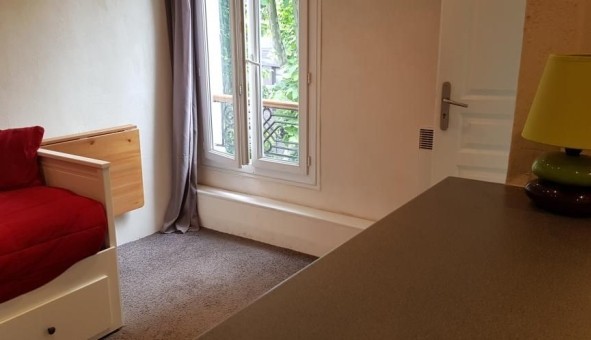 Logement �tudiant Studio &agrave; Ivry sur Seine (94200)