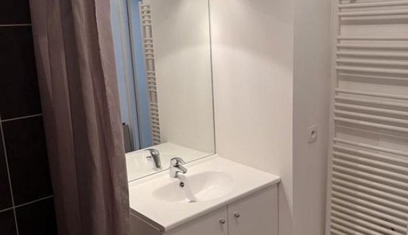 Logement �tudiant Studio &agrave; Ivry sur Seine (94200)