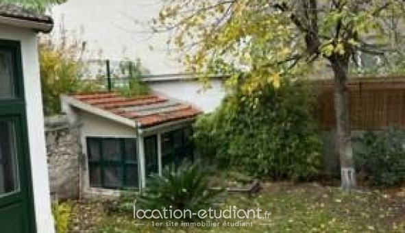 Logement �tudiant Studio &agrave; Ivry sur Seine (94200)