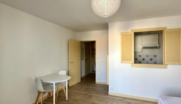 Logement tudiant Studio à Jou ls Tours (37300)