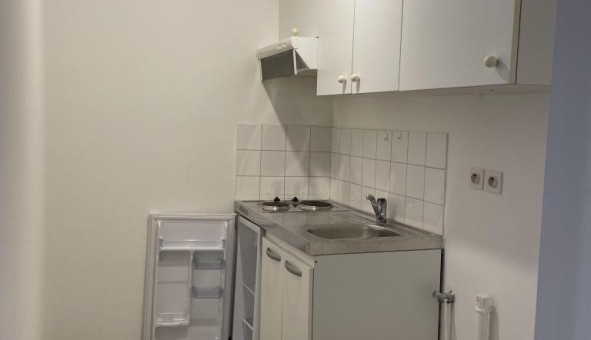 Logement tudiant Studio à Jou ls Tours (37300)