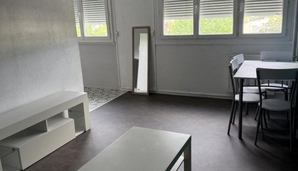 Logement tudiant Studio à Jou ls Tours (37300)